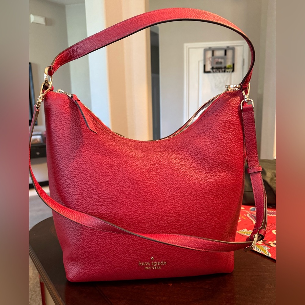 👜Kate Spade New York Zippy Shoulder Bag👛